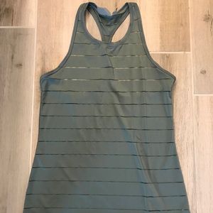 Athleta chi tank